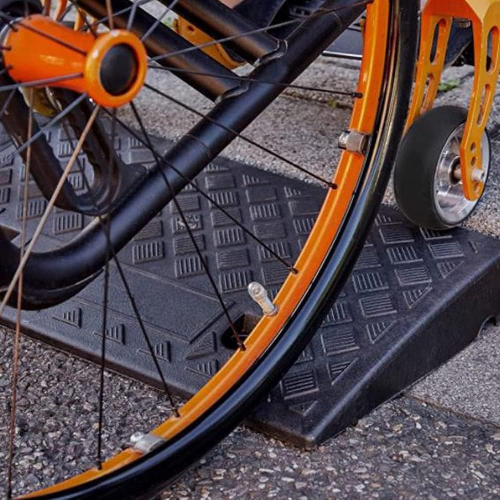 Plastic Curb Ramps Driveway Ramp, Portable Kerb Ramps 2PC Curbside Bridge Ramp, Lightweight 2' - 8' Rise Threshold Ramp Set For Driveway, Loading Dock ( Color : Y , Size : 40*60*22cm/15.8*24*8.