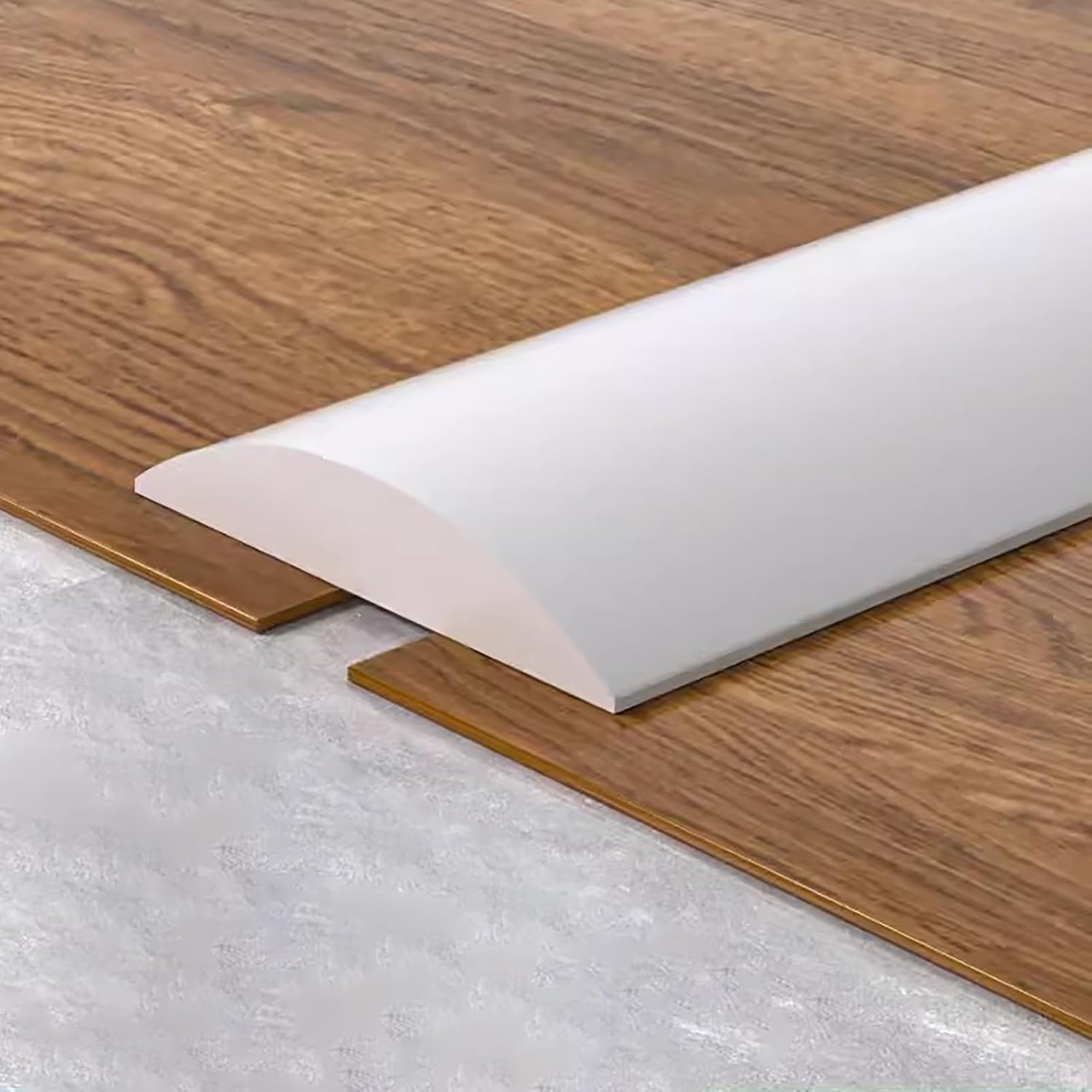 Floor Transition Strip Self Adhesive Threshold Transition Bar for Doorway, PVC Flat Divider Strip Wood to Tile, Floor Seam Cover for Interior, Easy to Install(White)