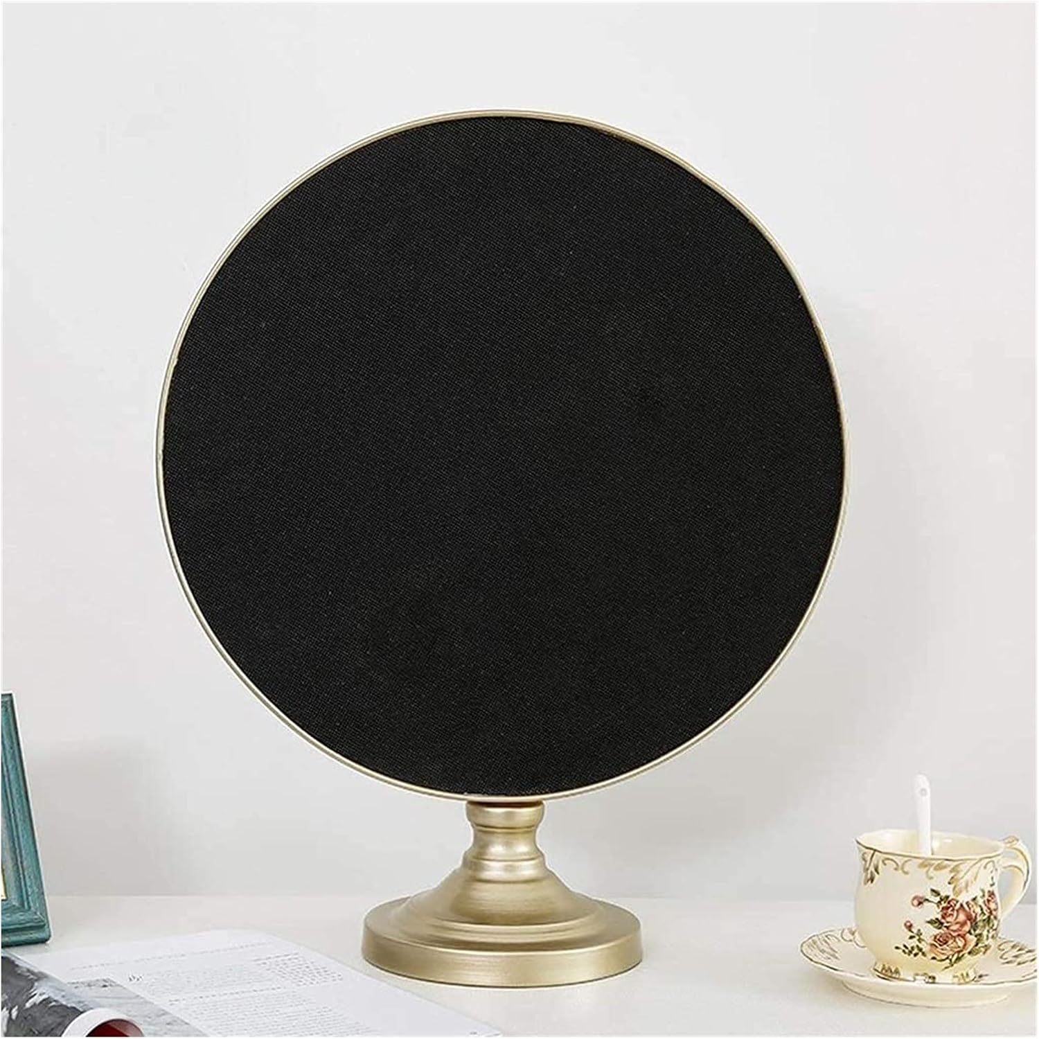Makeup Mirror, Small Mirror Dressing Mirror, Table Mirrors with Stand, HD Round Simple European Style Finishing Suit for Bathroom Or Bedroom Table Top Beauty Mirror Makeup Mirror