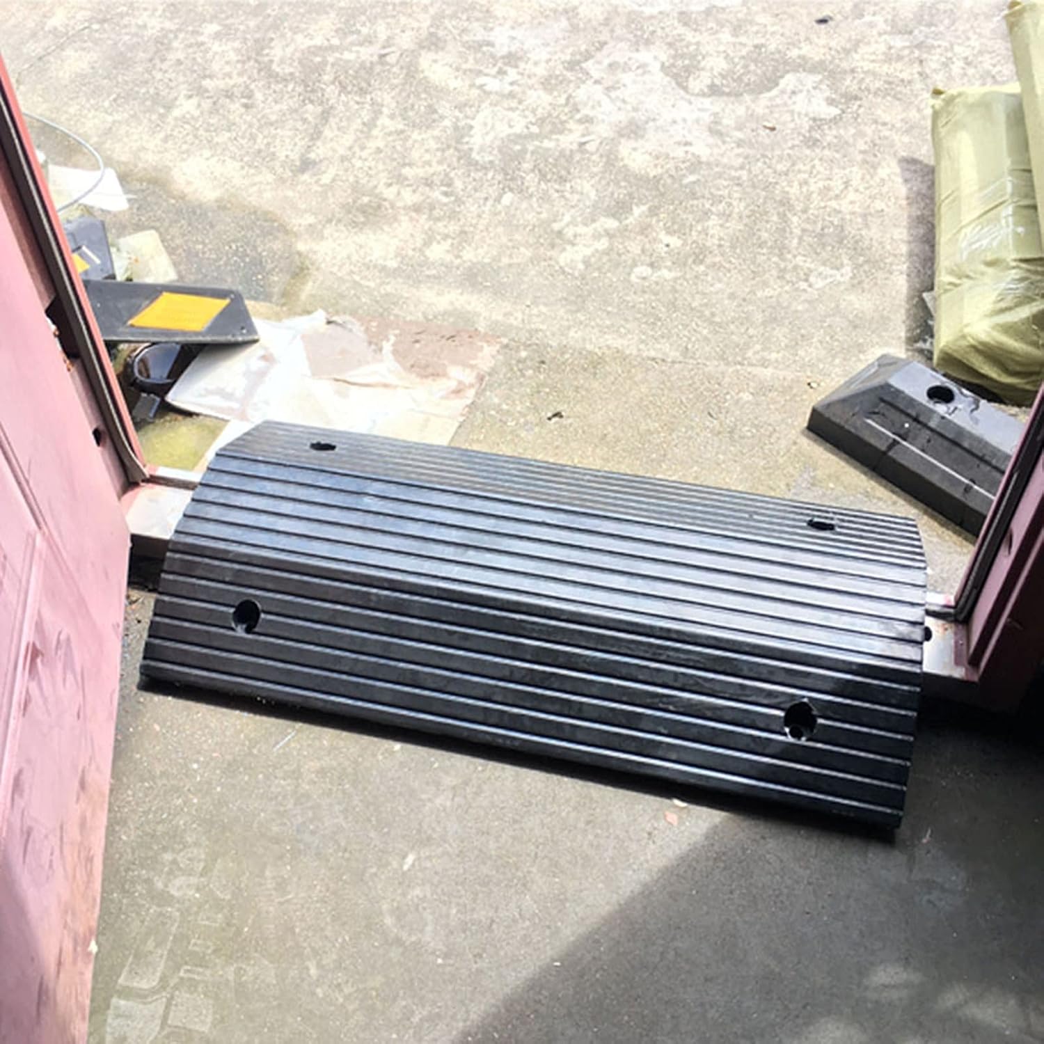 Rubber Threshold Doorway Ramp - Non Slip Entryway Ramp for Wheelchair Walker, Indoor Outdoor Ramp for Easy Access and Safety