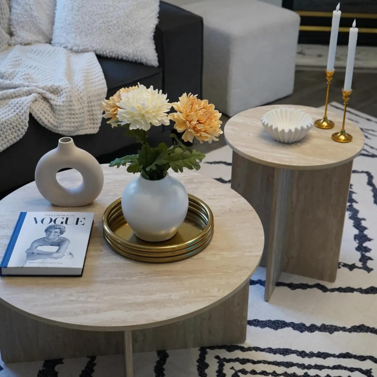 Round Coffee Table for Small Space, with a Strong X-Frame Base Modern Coffee Table for Living Room, Footpads Prevent Scratching The Floor