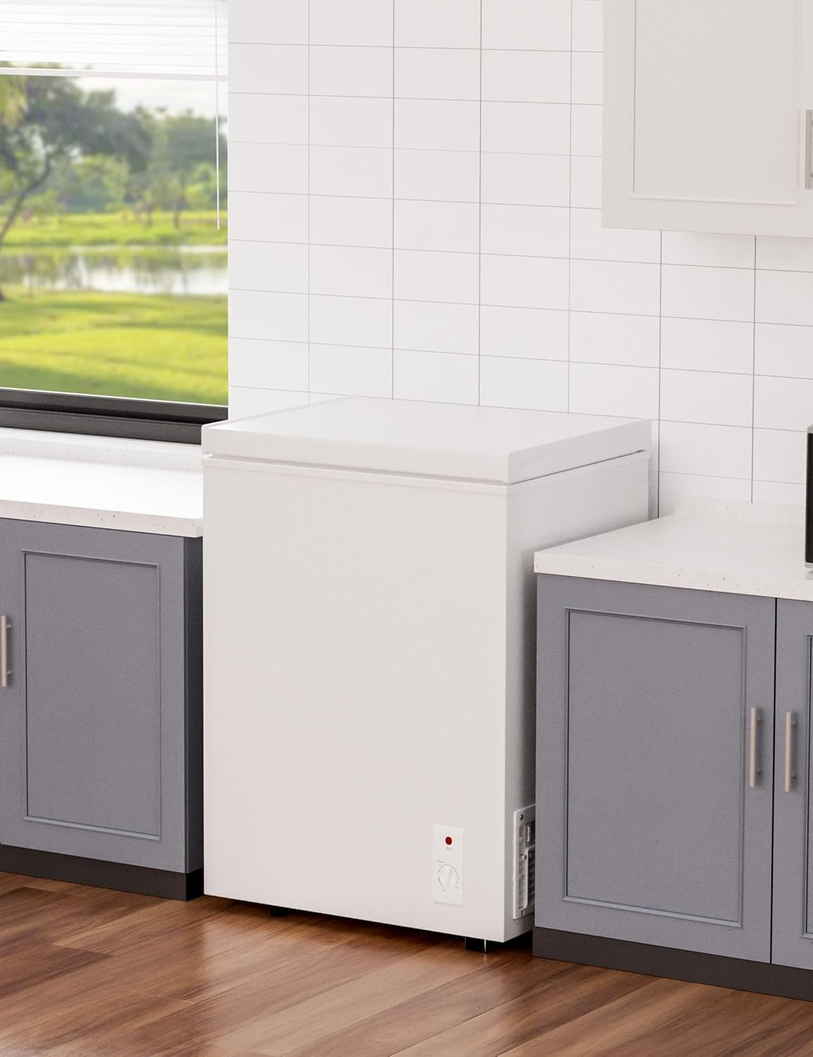5.0 Cu.Ft Chest Deep Freezer with 2 Removable Baskets - Energy Efficient Ultra-Quiet and 6 Temp Manual Defrost - Free Standing Top Open Door for Home Garage Basement - White