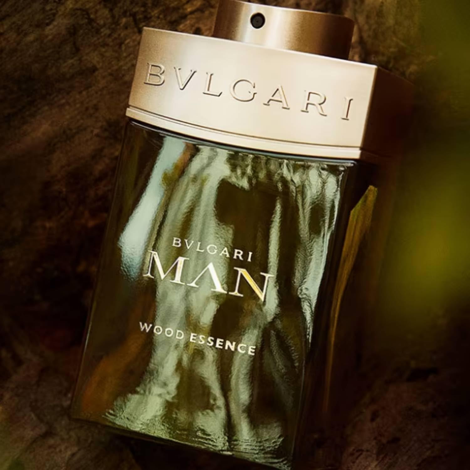 Bvlgari Bulgari Man Gift Box for Men Wood Essence Perfume Eau De Parfum Spray 100 ml and Perfume Travel Spray Eau De Parfum 15 ml