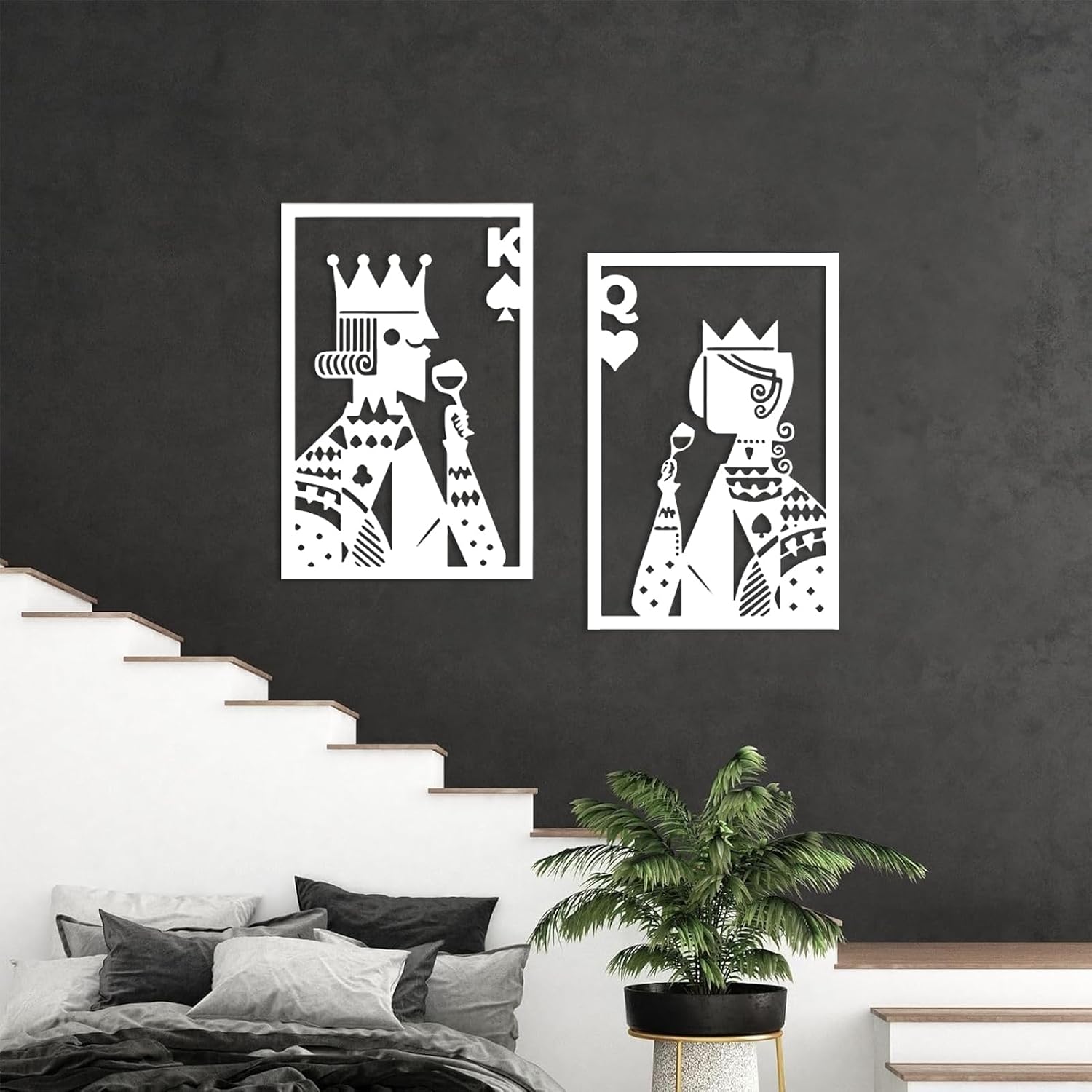Poker Metal Wall Art, Hearts Queen and King of Spades Metal Wall Art, Metal Wall Art Decor, Gift for Gamer, Card Game Metal Wall Decor, Home Decor, Housewarming Gift (35 x 27 inch | 90 x 68 cm, White)