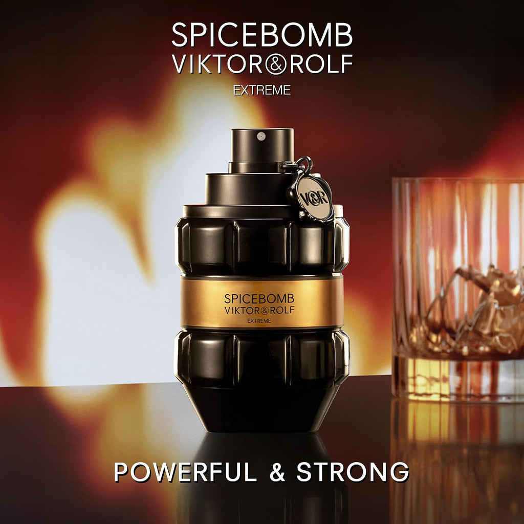 Viktor&Rolf - Spicebomb Eau de Toilette Extreme Men's Cologne Set - Woody & Spicy - With Notes of Citrus & Tobacco - 3 Fl Oz & 0.3 Fl Oz