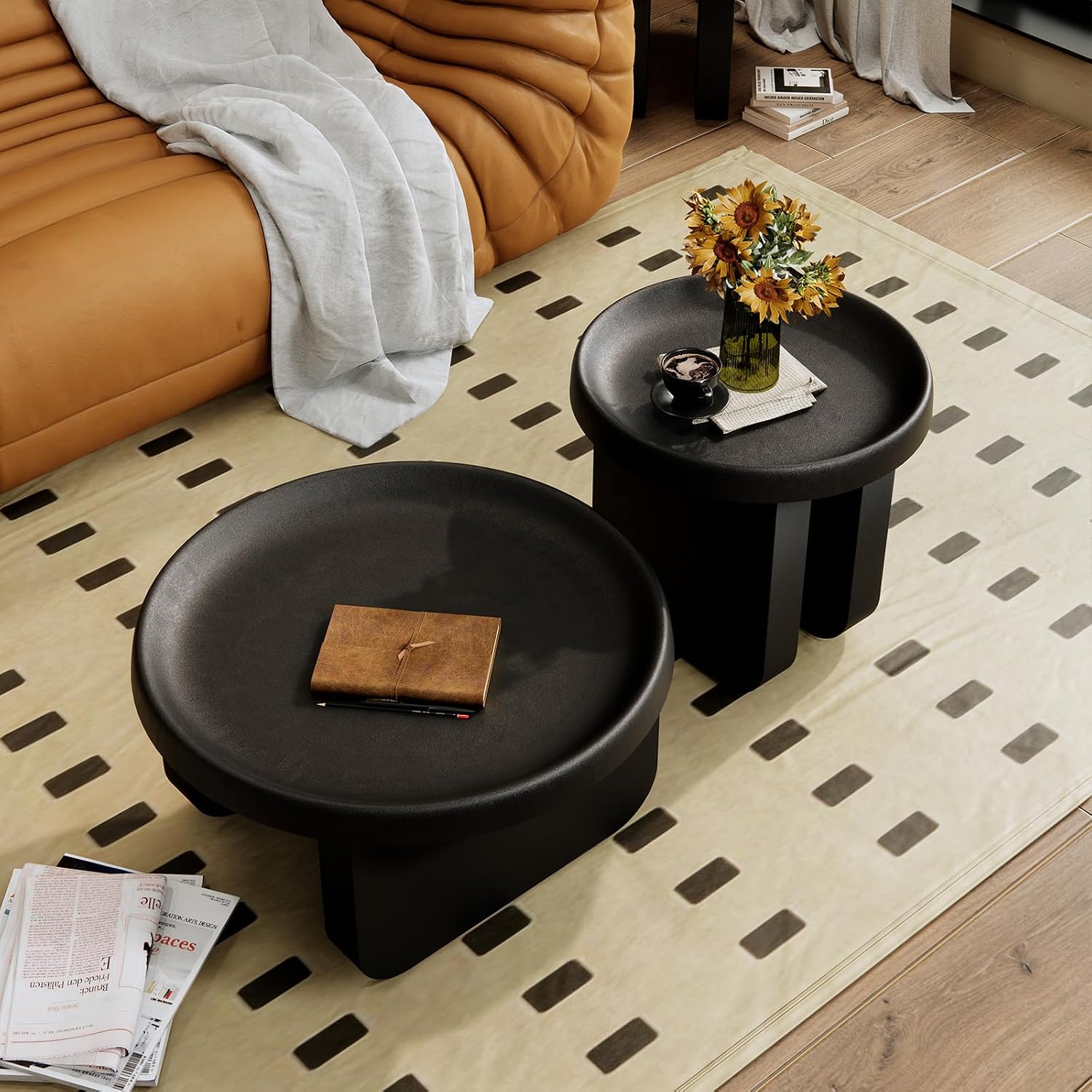 Round Side Table, Modern end Table,Small Metal Coffee Table,Unique Circle Accent Table for Living Room,Bedroom (Black, Small Circle：19.3 x 19.7（in）)