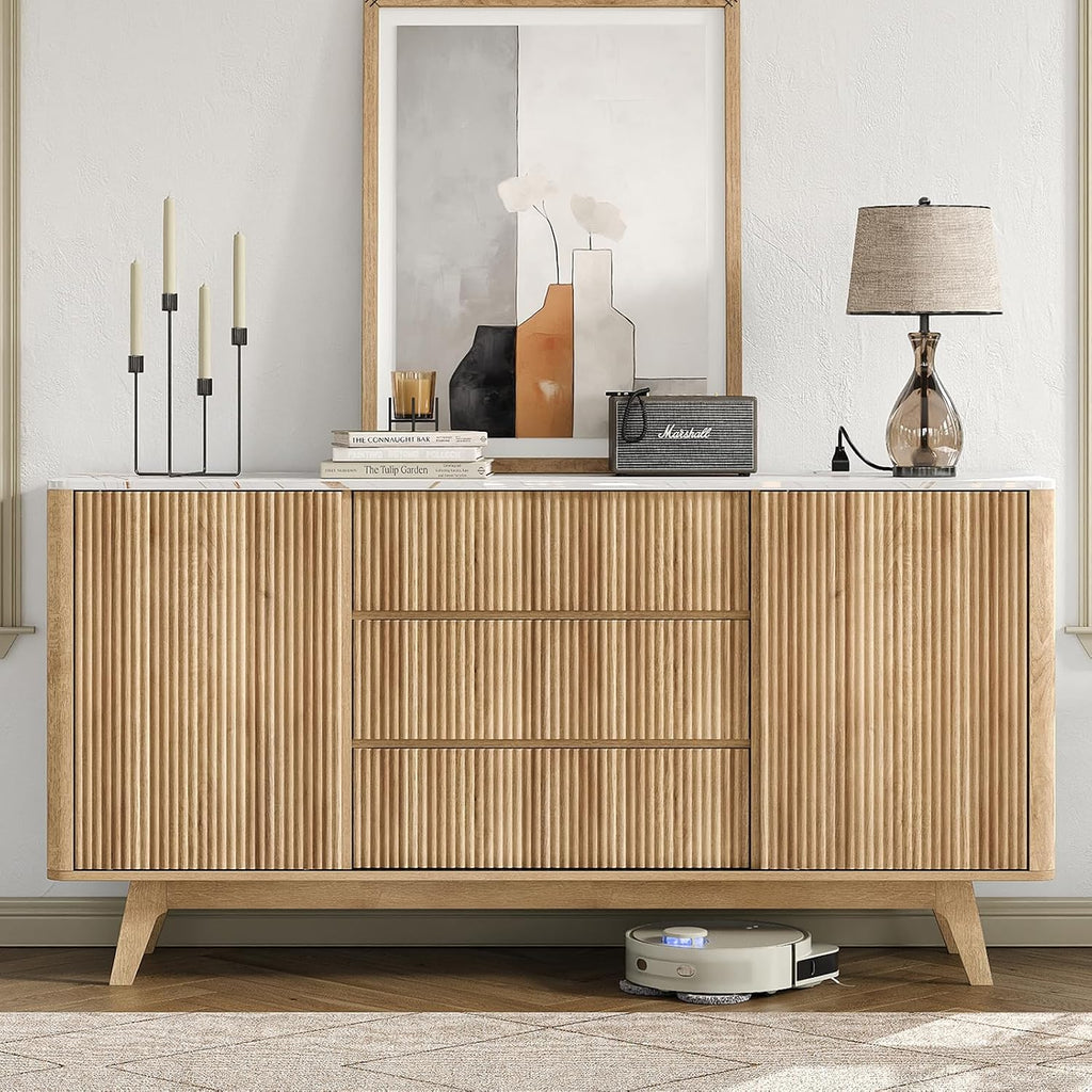 Yanosaku 62' W Fluted Buffet Cabinet with Sliding Doors, Modern Sideboard Storage Cabinet with Power Outlet & 3 Drawers, Mid-Century Coffee Bar Table for Living Room, Dinning Room, Natural