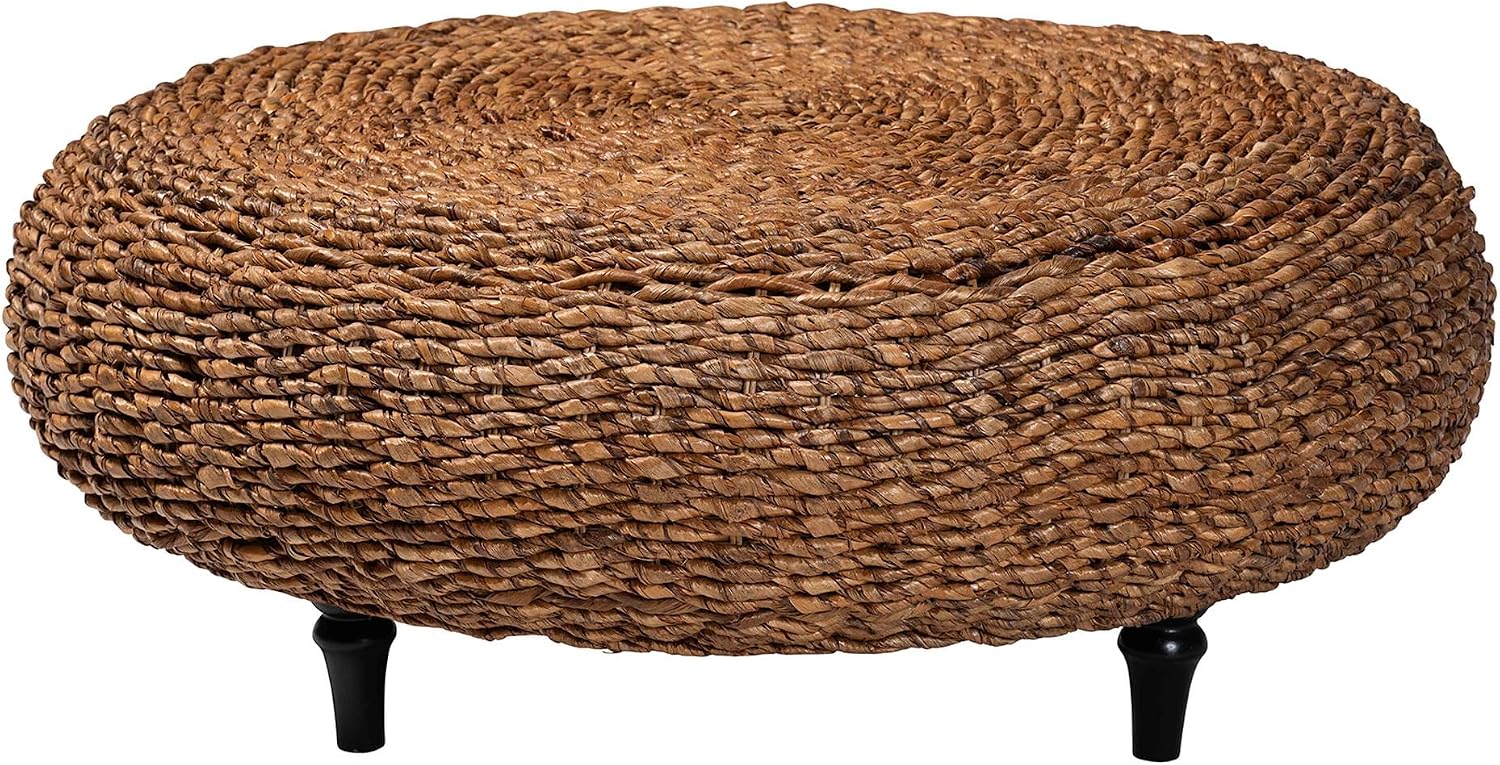 bali & pari Riau Handwoven Seagrass Coffee Table with Wooden Legs – Natural Wicker Round Living Room Table for Living Room or Bedroom Décor