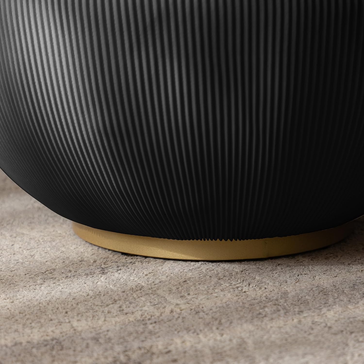 29.53' Round Coffee Table, Modern Cocktail Tables with Decorative Vertical Texture, 29.53 inch Black Bowl Center Tables, Accent Sintered Stone Coffee Table for Living Room Apartment Office