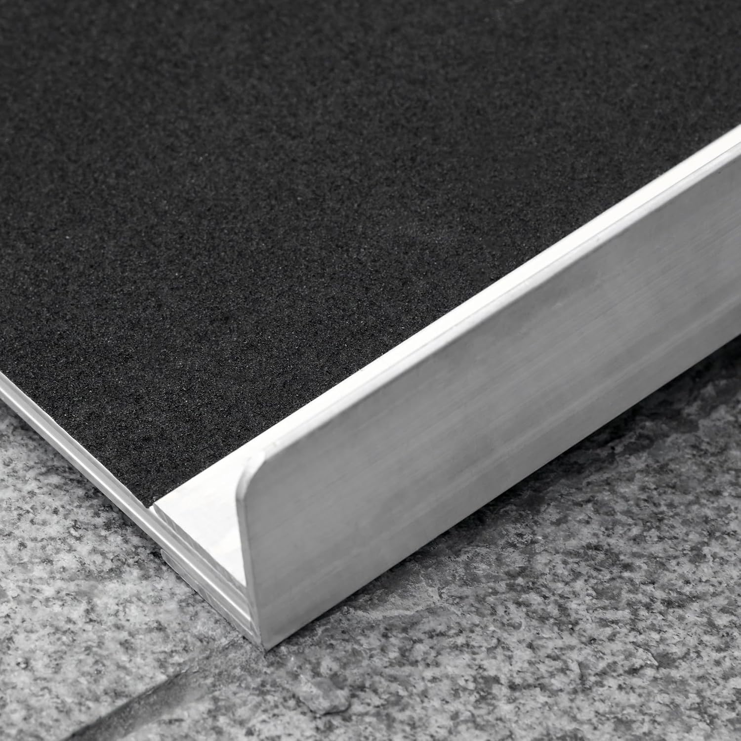 Wheelchair Ramp 3FT, Folding Aluminum Threshold Ramp with Non Slip, Plates, 600lbs Weight Capacity, Handicap Ramp for Home, Doorways, Curbs, Steps