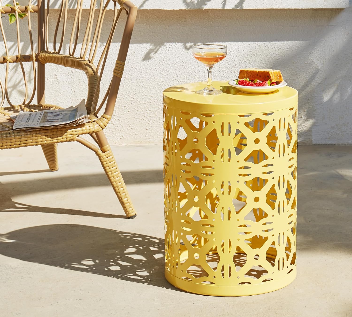 HFHOME Set of 3 Metal Outdoor Side Table, Nesting Round Coffee Table for Indoor Outdoor, Heavy Duty End Tables Plant Stand Living Room Garden Stool - Yellow