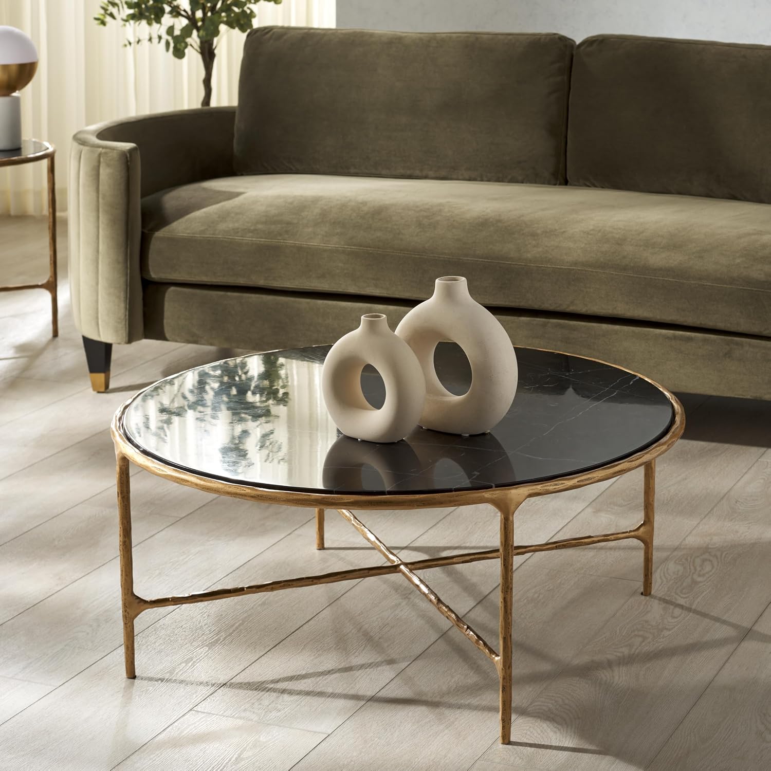SAFAVIEH Couture Collection Jessa Brass Base & Black Marble Top Round Coffee Table, Fully Assembled