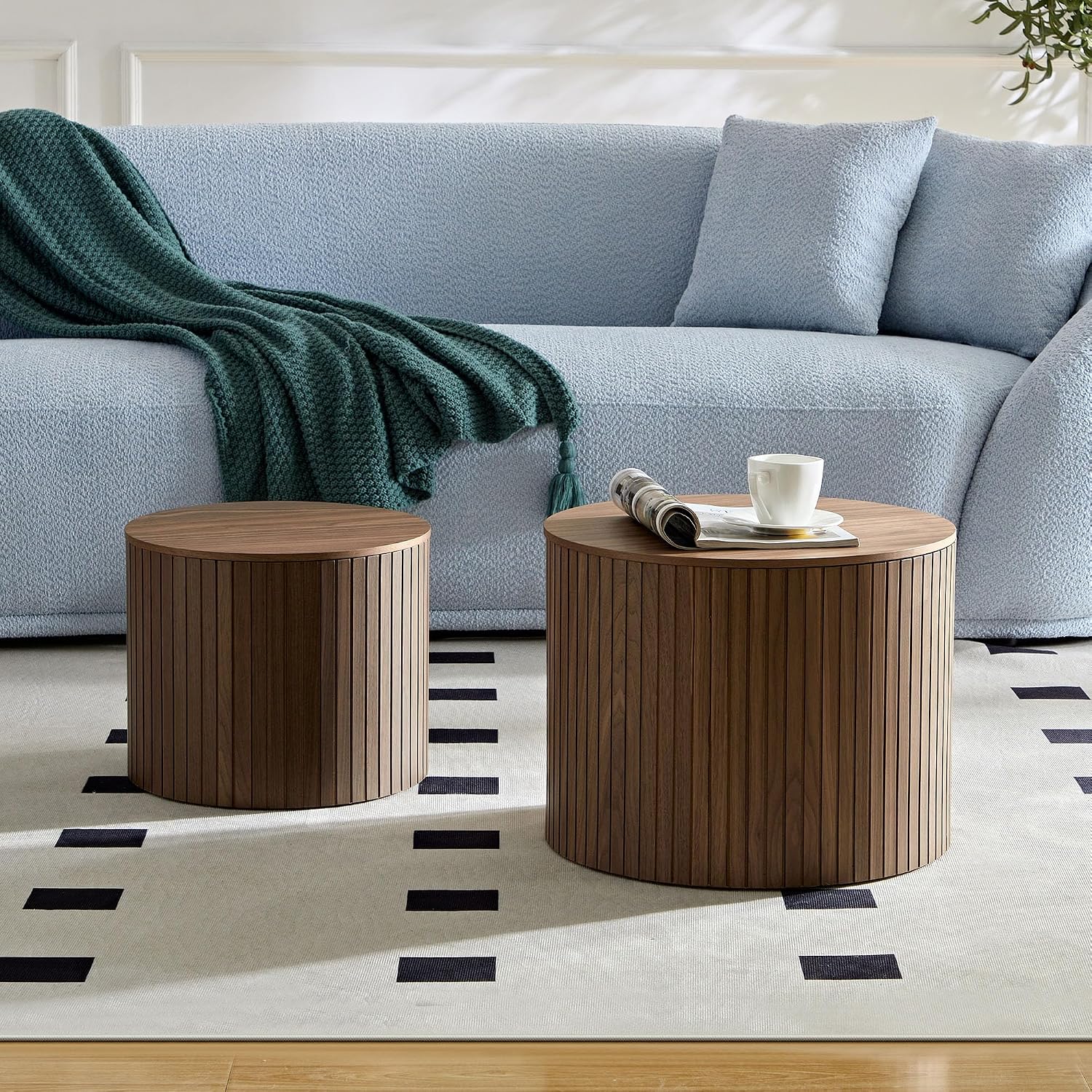 MEETAKING 19Inch Nesting Coffee Table Set of 2,Modern Round Wooden Coffee Tables,Plenty of Storage Space, Natural Wood Veneer,for Small Space Living Room Apartment
