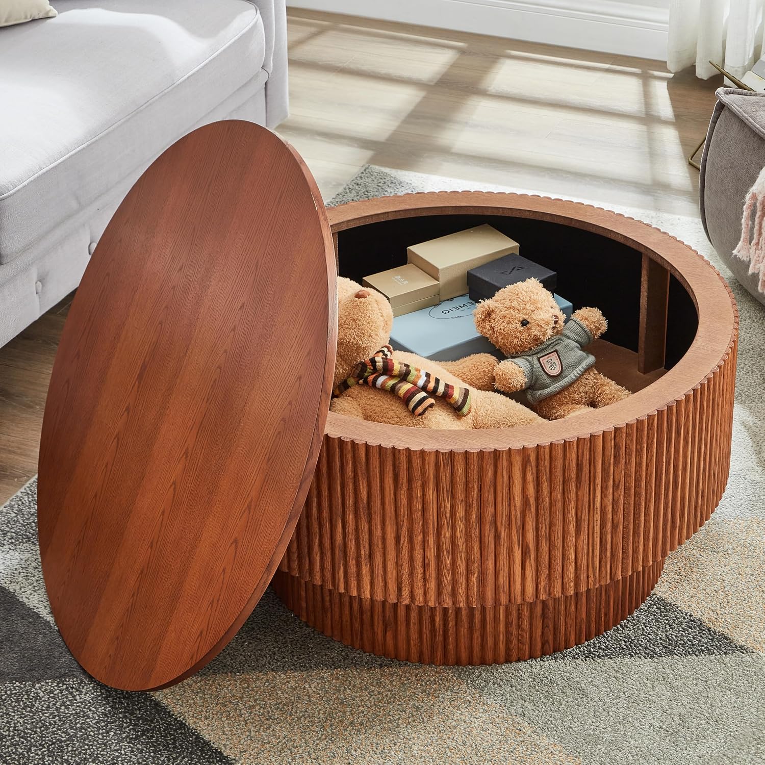 31.49' Wood Round Coffee Table for Living Room, Fluted Circle Coffee Table with Storage, Modern Handcraft Coffee Table for Apartment, Easy Assembly(Espresso, 31.49'x31.49'x15.74')
