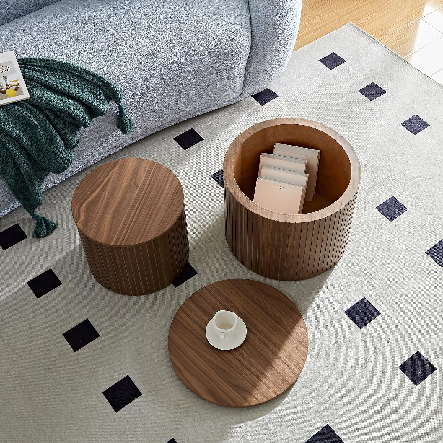 MEETAKING 19Inch Nesting Coffee Table Set of 2,Modern Round Wooden Coffee Tables,Plenty of Storage Space, Natural Wood Veneer,for Small Space Living Room Apartment