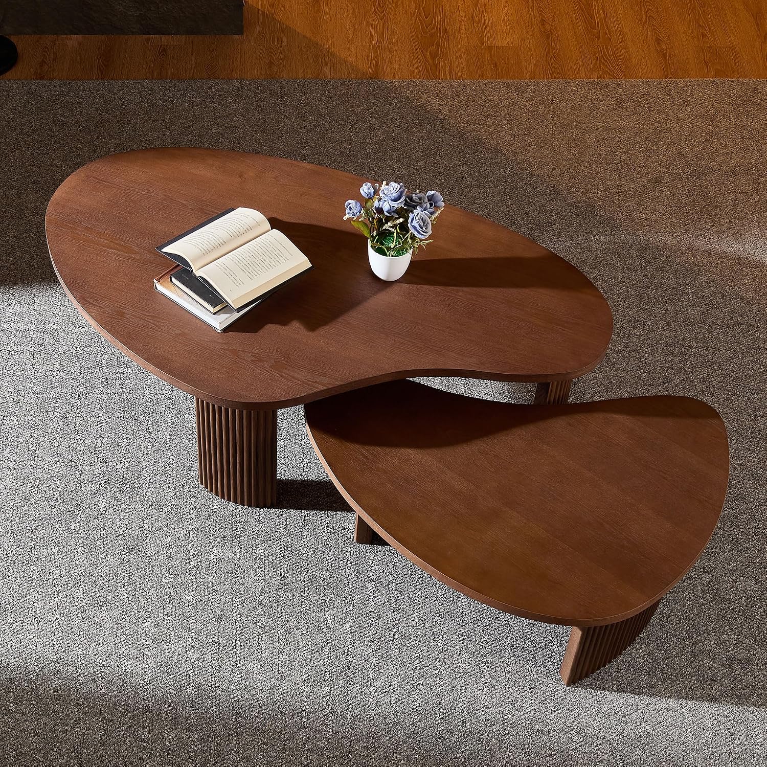 Nesting Coffee Table Set of 2, Modern Irregular Nesting Tables Wooden Center Circle Accent Tea End Side with Fluted Legs for Living Room, Apartment, Office 49.41' W Walnut